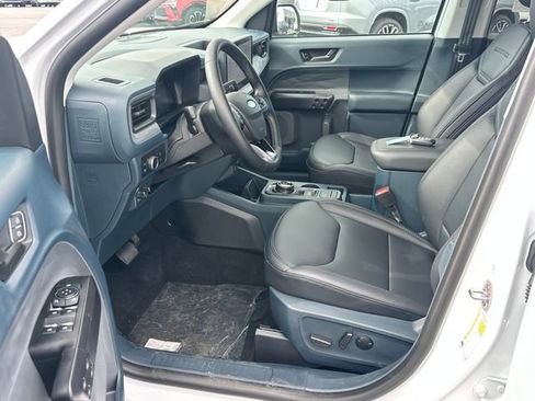 New 2026 Ford Maverick Lariat image 8