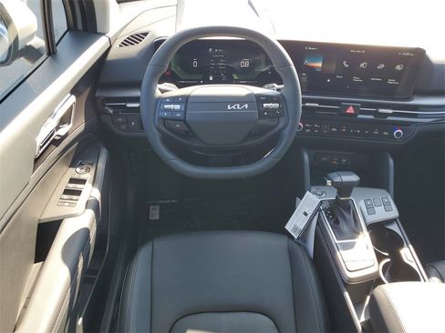 New 2026 Kia Sportage EX w/ EX Panorama Roof Package image 25