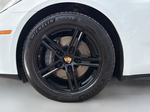 Used 2025 Porsche Panamera 4 image 43