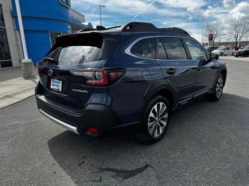 Used 2025 Subaru Outback Limited image 5