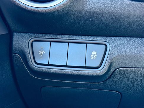 Used 2023 Kia Forte LXS image 28