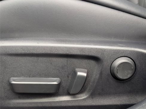 Used 2025 Lexus IS 350 F Sport w/ Navigation Package image 22