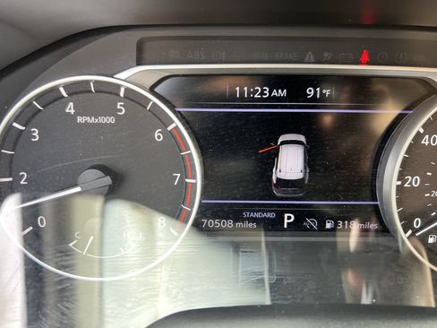 Used 2024 Nissan Rogue SV FWD image 22
