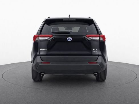 Used 2025 Toyota RAV4 XLE AWD/4WD image 7