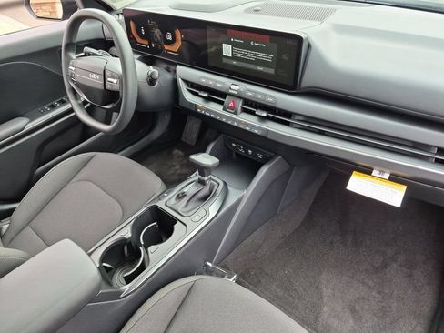 New 2026 Kia K4 FWD image 29