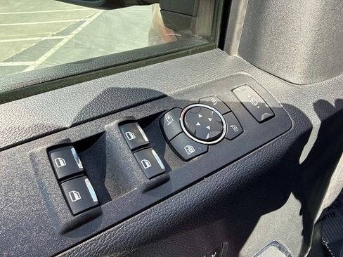 Used 2020 Ford F250 Lariat w/ Lariat Ultimate Package AWD/4WD image 9