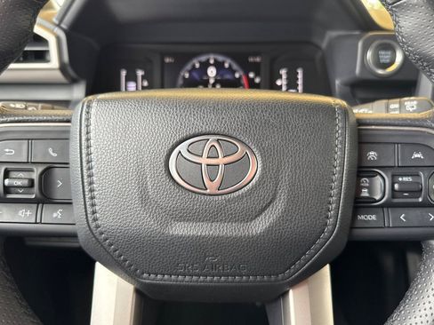 Certified 2025 Toyota 4Runner SR5 image 28