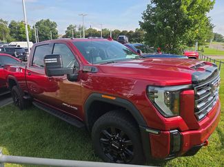 Used 2024 GMC Sierra 2500 AT4 w/ AT4 Premium Plus Package AWD/4WD video 1