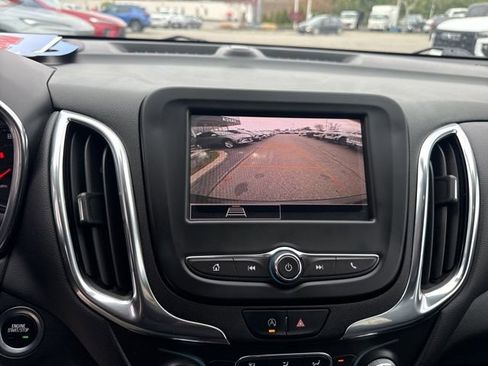 Used 2023 Chevrolet Equinox LT AWD/4WD image 23