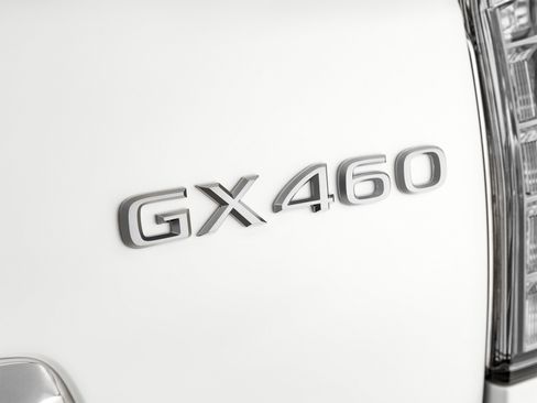Used 2022 Lexus GX 460 w/ Black Line Special Edition AWD/4WD image 65