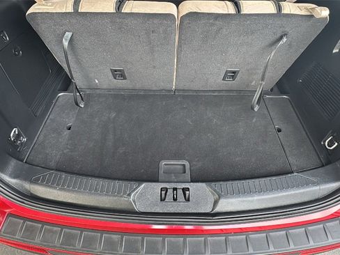 Certified 2023 Ford Explorer XLT image 25