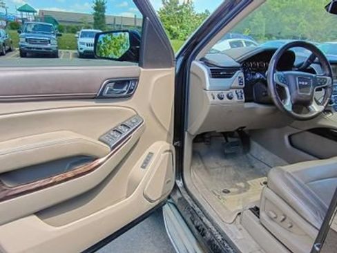 Used 2015 GMC Yukon SLT w/ Open Road Package AWD/4WD image 15