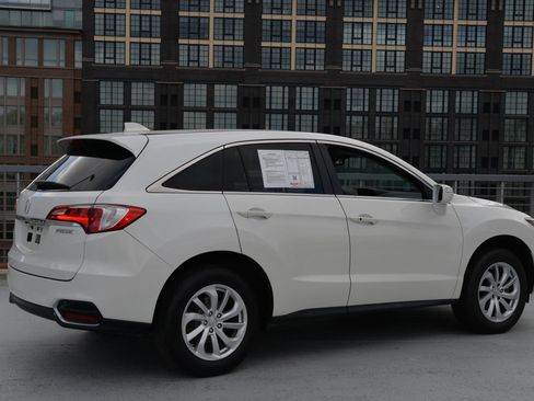 Used 2018 Acura RDX FWD image 7