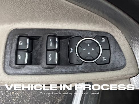 Used 2013 Ford Explorer XLT image 14