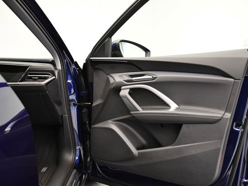 Certified 2025 Audi Q5 Premium w/ Convenience Package image 41