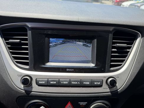Used 2018 Hyundai Accent SE FWD image 28