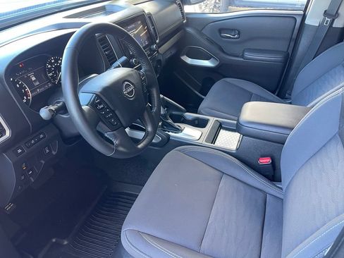 Used 2024 Nissan Frontier SV w/ Hardbody Edition AWD/4WD image 9