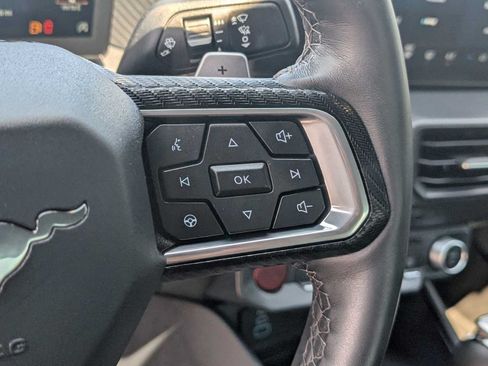 Used 2025 Ford Mustang GT RWD image 19