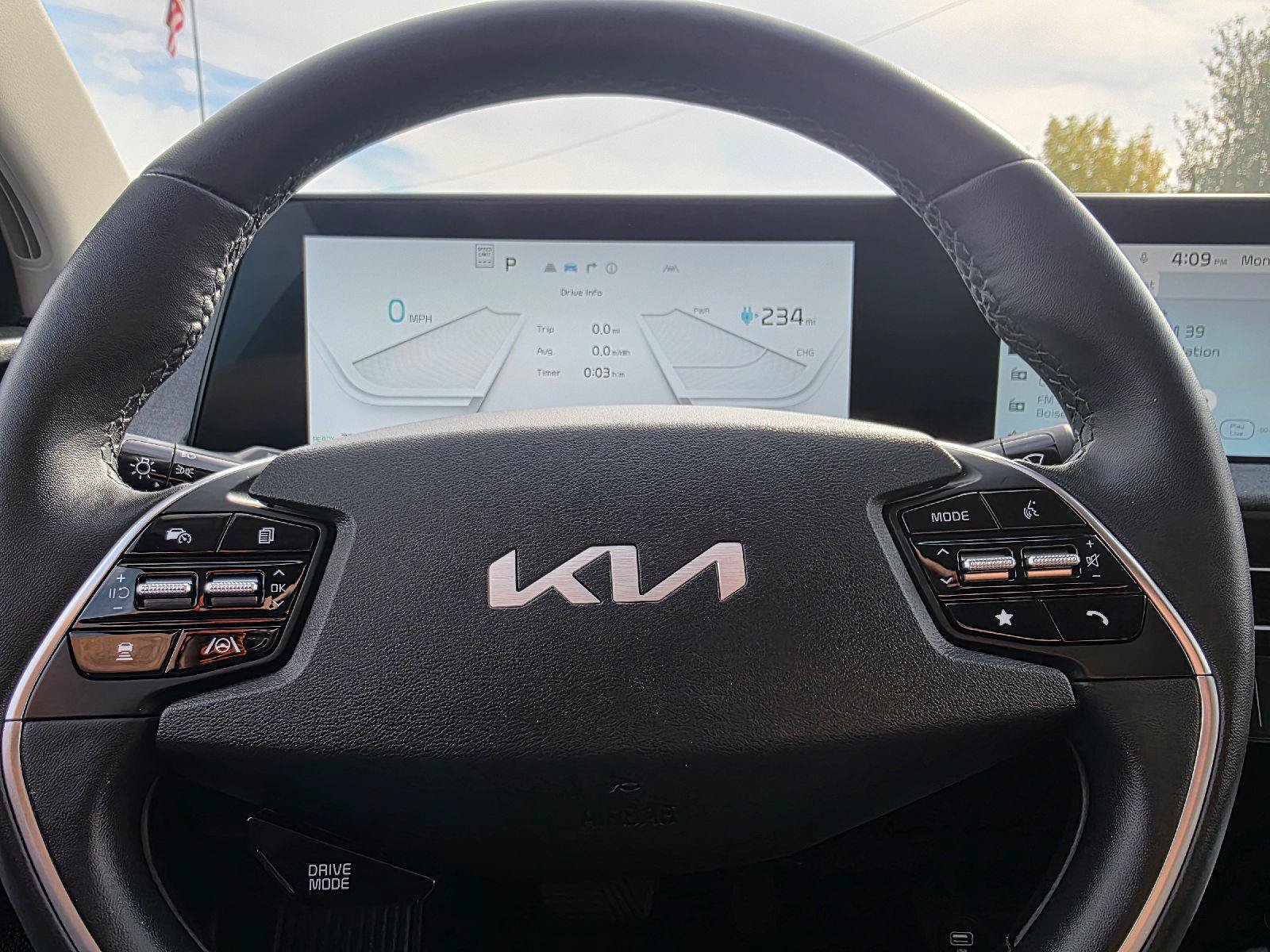 Used 2023 Kia EV6 Wind w/ Wind Technology Package AWD/4WD image 15