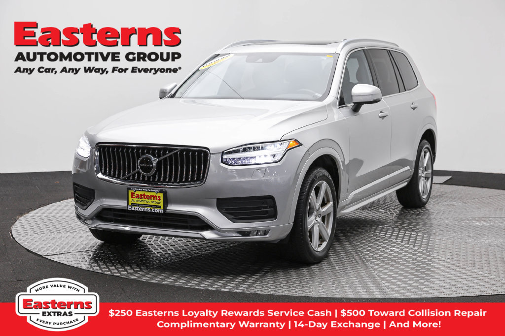 Used 2022 Volvo XC90 T5 Momentum AWD/4WD image 1