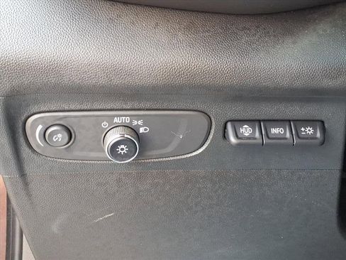 Certified 2023 Buick Envision Avenir image 17