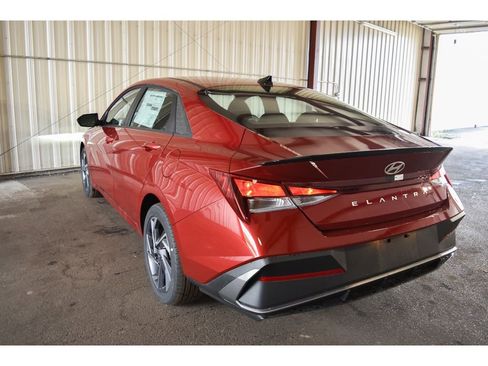 New 2025 Hyundai Elantra Sport FWD image 6
