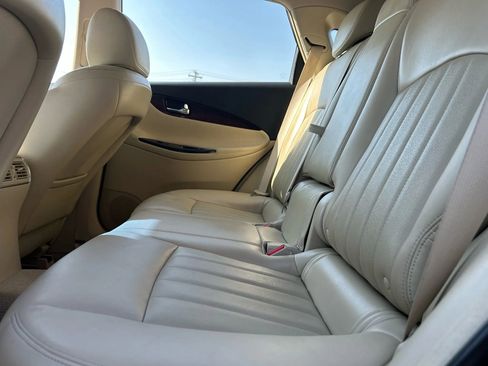 Used 2016 INFINITI QX50 Sport Utility 4D w/ Premium Package image 15