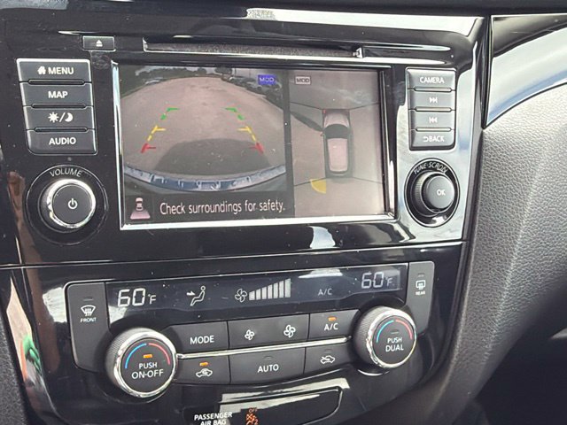 Used 2022 Nissan Rogue Sport SL FWD image 26
