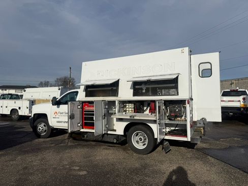 Used 2015 Chevrolet Silverado 3500 W/T image 20