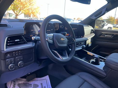 New 2026 Chevrolet Suburban LT w/ Comfort Package image 15