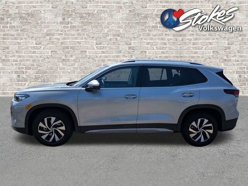 Certified 2025 Volkswagen Tiguan S FWD image 7