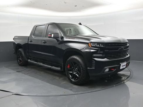 Used 2022 Chevrolet Silverado 1500 RST w/ Redline Edition AWD/4WD image 1