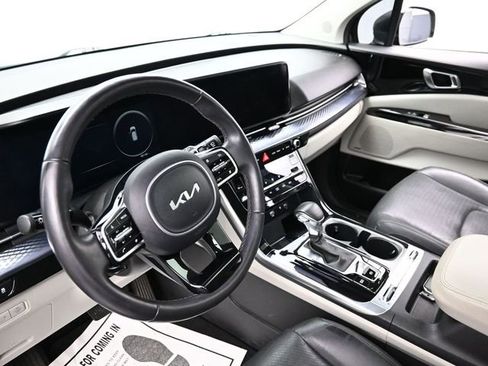 Used 2024 Kia Carnival SX Prestige image 25