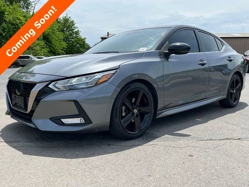 Used 2022 Nissan Sentra SR w/ Electronics Package FWD image 2