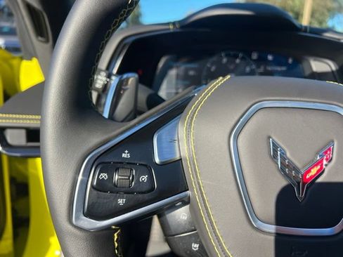 Used 2023 Chevrolet Corvette Stingray Premium Conv w/ Z51 Performance Package RWD image 22