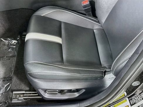 Used 2025 Toyota Camry SE FWD image 18