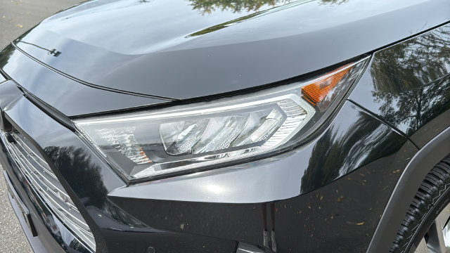 Certified 2019 Toyota RAV4 Limited w/ Advanced Technology Package AWD/4WD image 7