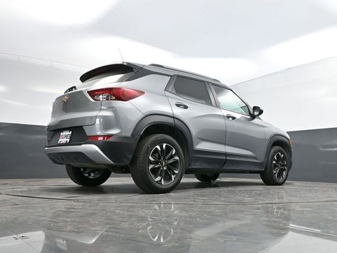 Used 2023 Chevrolet TrailBlazer LT w/ Convenience Package image 36