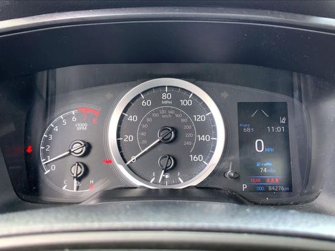 Used 2021 Toyota Corolla LE FWD image 25