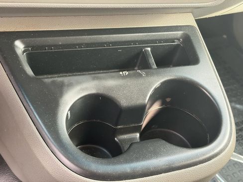 Certified 2018 Nissan NV 3500 S image 29