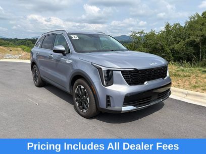 Used 2025 Kia Sorento S