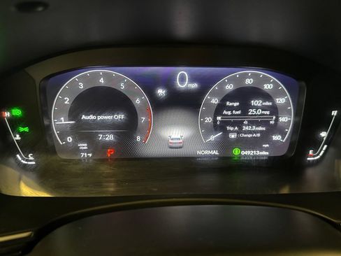Used 2022 Honda Civic Touring image 10