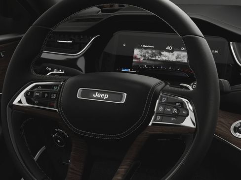 New 2024 Jeep Grand Cherokee Overland w/ Advanced Protech Group III AWD/4WD image 23