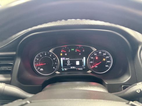 Used 2017 GMC Acadia SLT AWD/4WD image 9