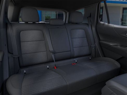 New 2026 Chevrolet Equinox LT image 17