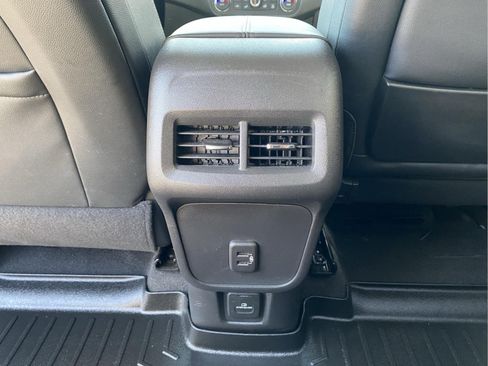 Used 2023 GMC Terrain SLT w/ Tech Package AWD/4WD image 26