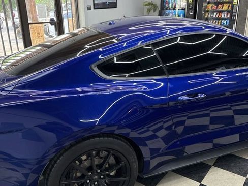 Used 2016 Ford Mustang Shelby GT350 w/ Technology Package image 5