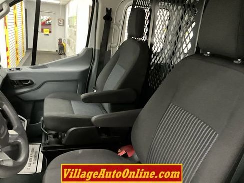 Used 2019 Ford Transit 250 130 Low Roof w/ Exterior Upgrade Package image 15