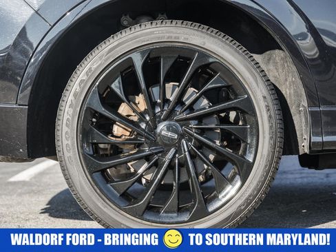 Used 2022 Lincoln Aviator Reserve w/ Equipment Group 201A image 19