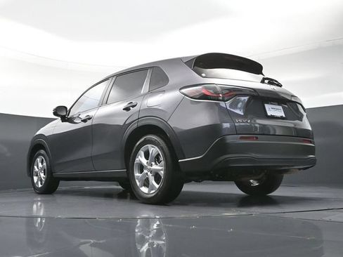 Certified 2025 Honda HR-V LX image 38